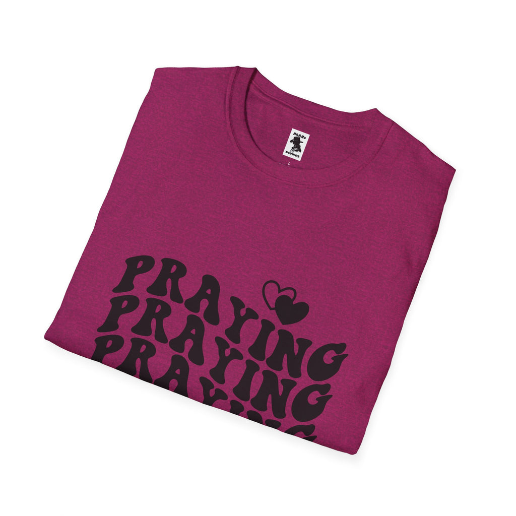 Praying Mama Unisex Softstyle T-Shirt - Inspirational, Comfortable Tee for Moms